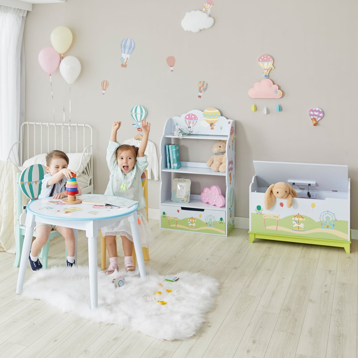 Fantasy Fields Kids Wooden Bookshelf Wall Dcor Hot Air Balloons TD-13124A