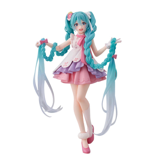 Hatsune Miku Wonderland Figure | Rapunzel