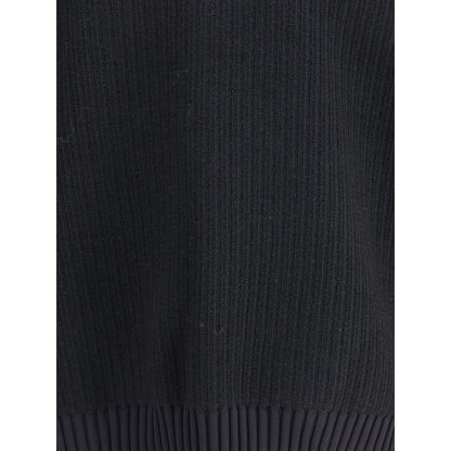 Wool padded crew Sweater