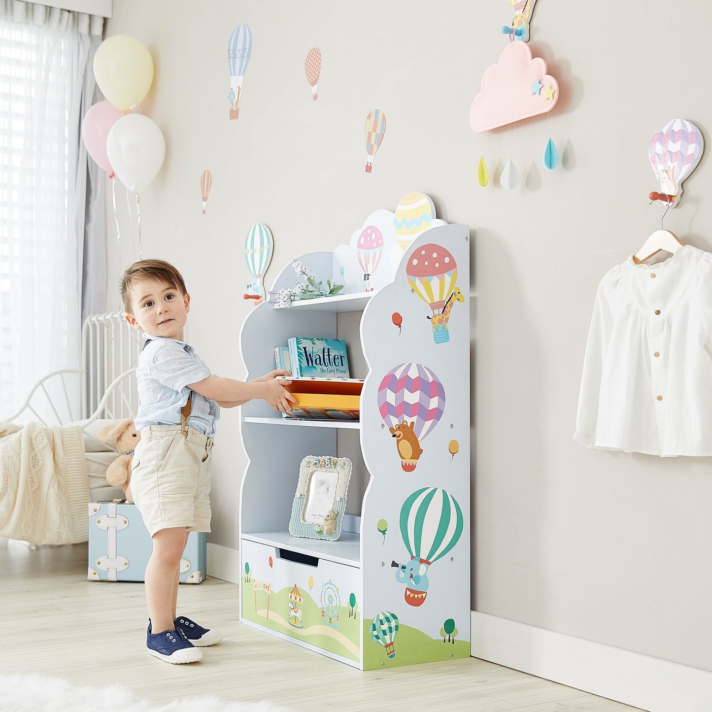 Fantasy Fields Kids Wooden Bookshelf Wall Dcor Hot Air Balloons TD-13124A