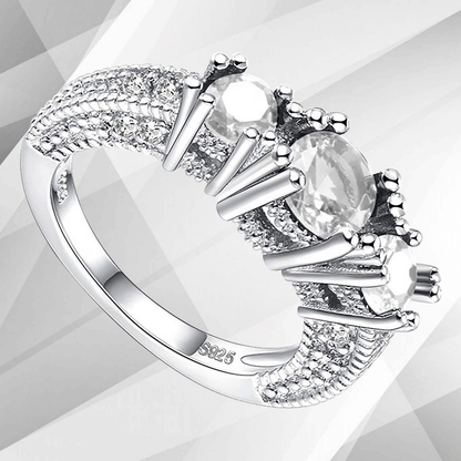 2.0Ct Round-Cut 15 Diamonds 3 Stone Bridal Engagement Ring 18K White Gold Over