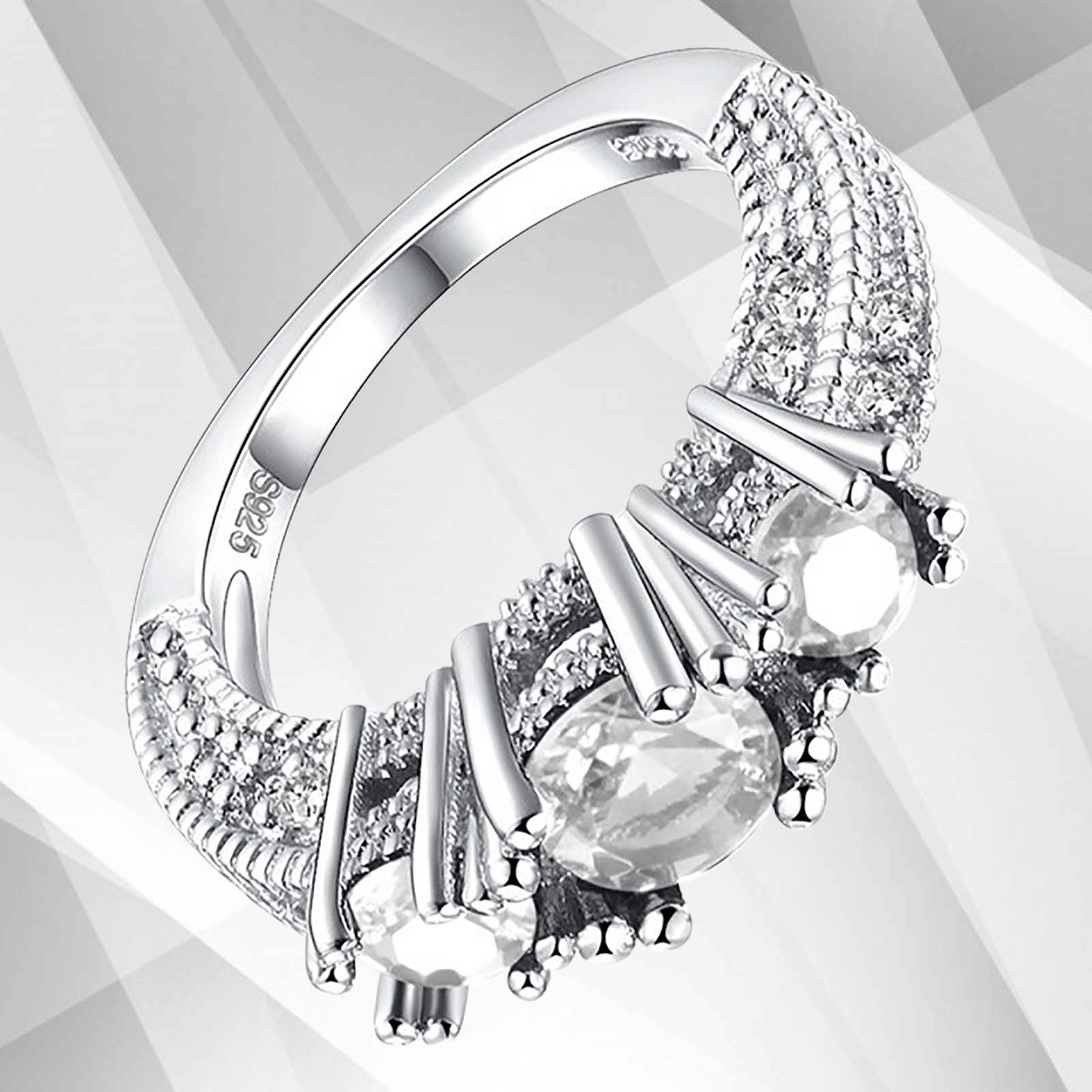 2.0Ct Round-Cut 15 Diamonds 3 Stone Bridal Engagement Ring 18K White Gold Over