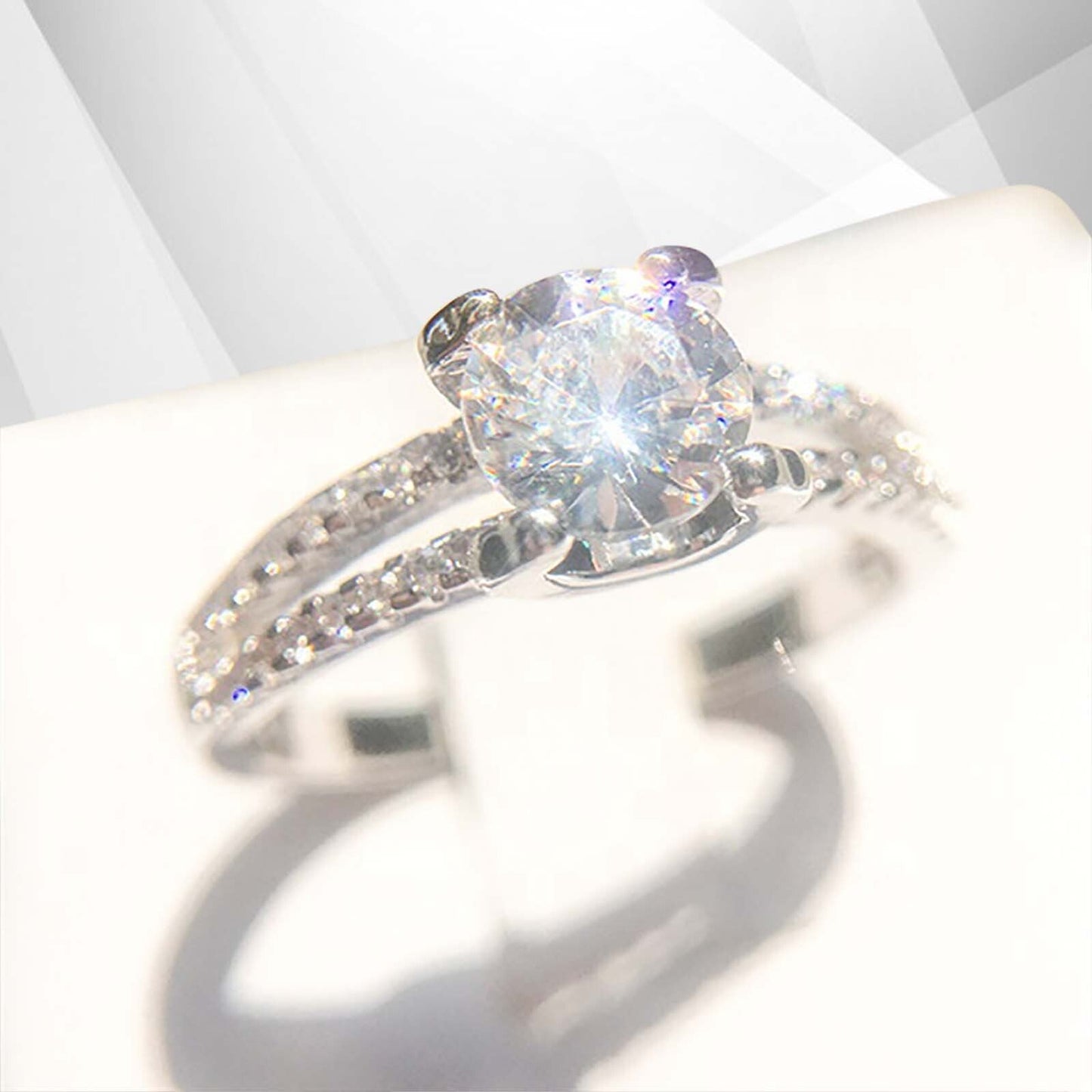 2.0Ct Round-Cut CZ Diamond Solitaire Bridal Engagement Ring 18Ct White Gold Over