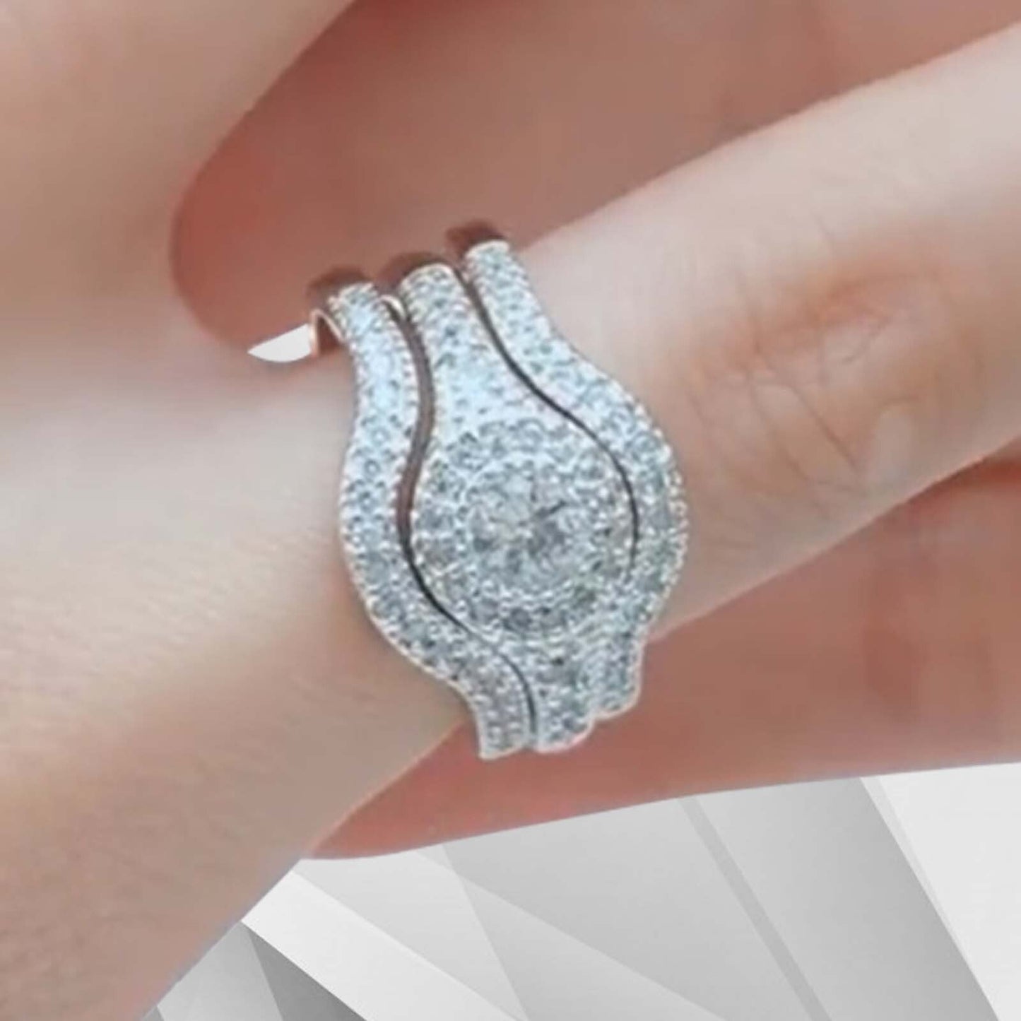 1.68Ct Round-Cut CZ Diamond Bridal Engagement Three Rings 18Ct White Gold Over