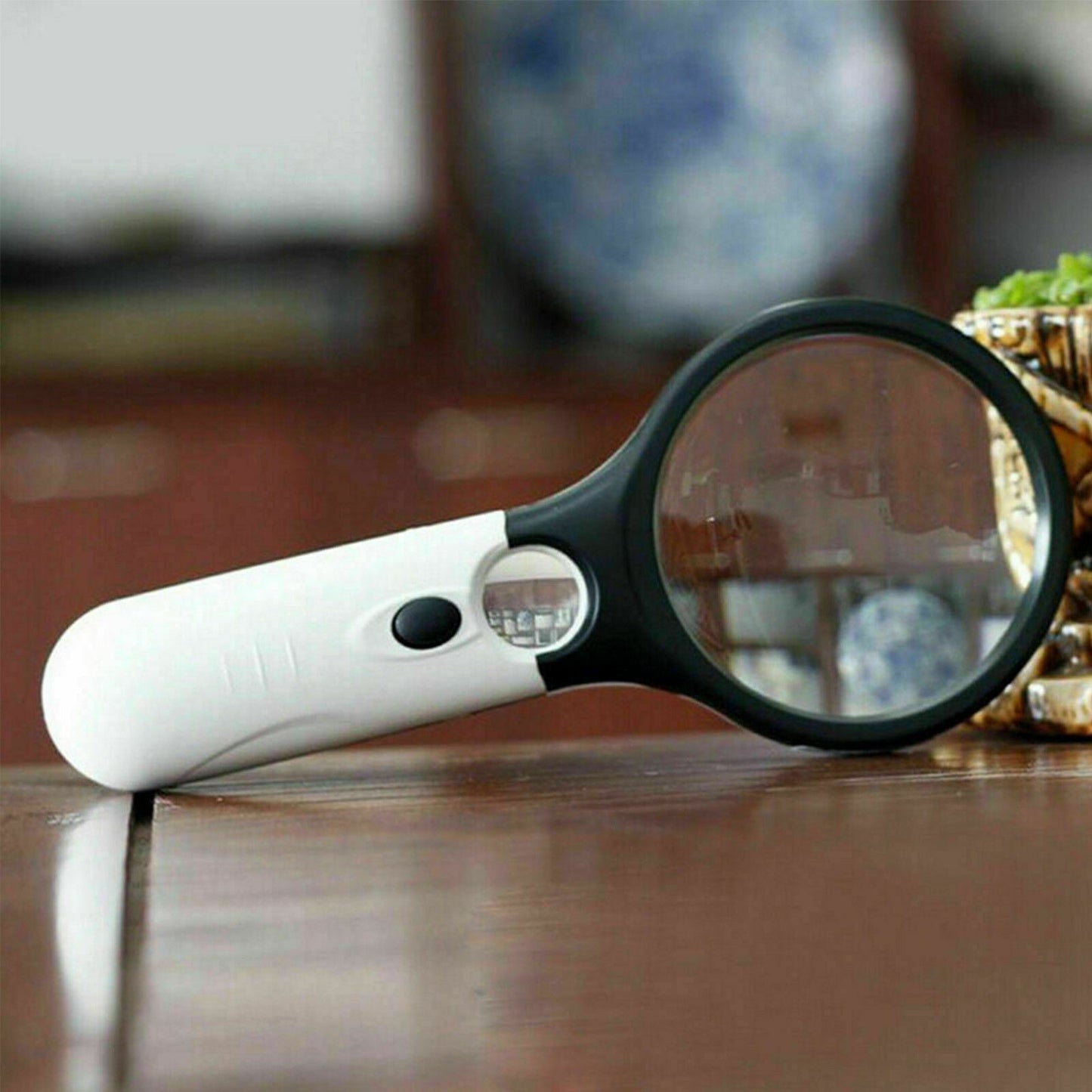 Magnifying Glass with Light LED Illuminated Magnifier with 3X 45X Magnification, Reading Magnifying Glass Jewellery Loupe Handheld