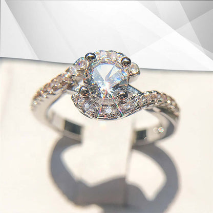 2.0Ct Round-Cut 31 CZ Diamonds Halo Bridal Engagement Ring 18Ct White Gold Over, Ring Size L